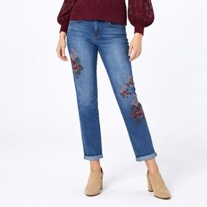 Vintage America Blue Jeans with Floral Embroidery